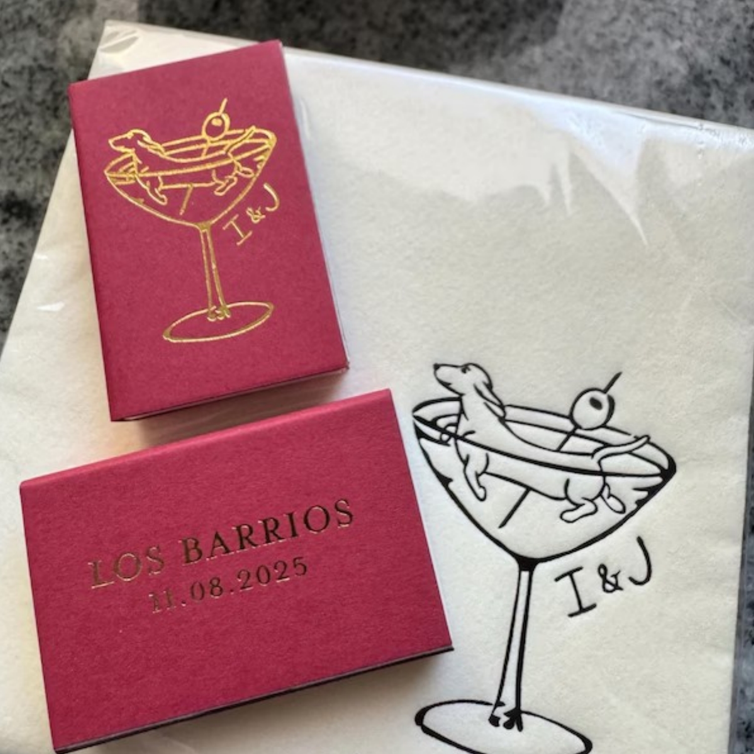 Personalized Foiled Let Love S - огляд і ціна Let'S Party Event Supply