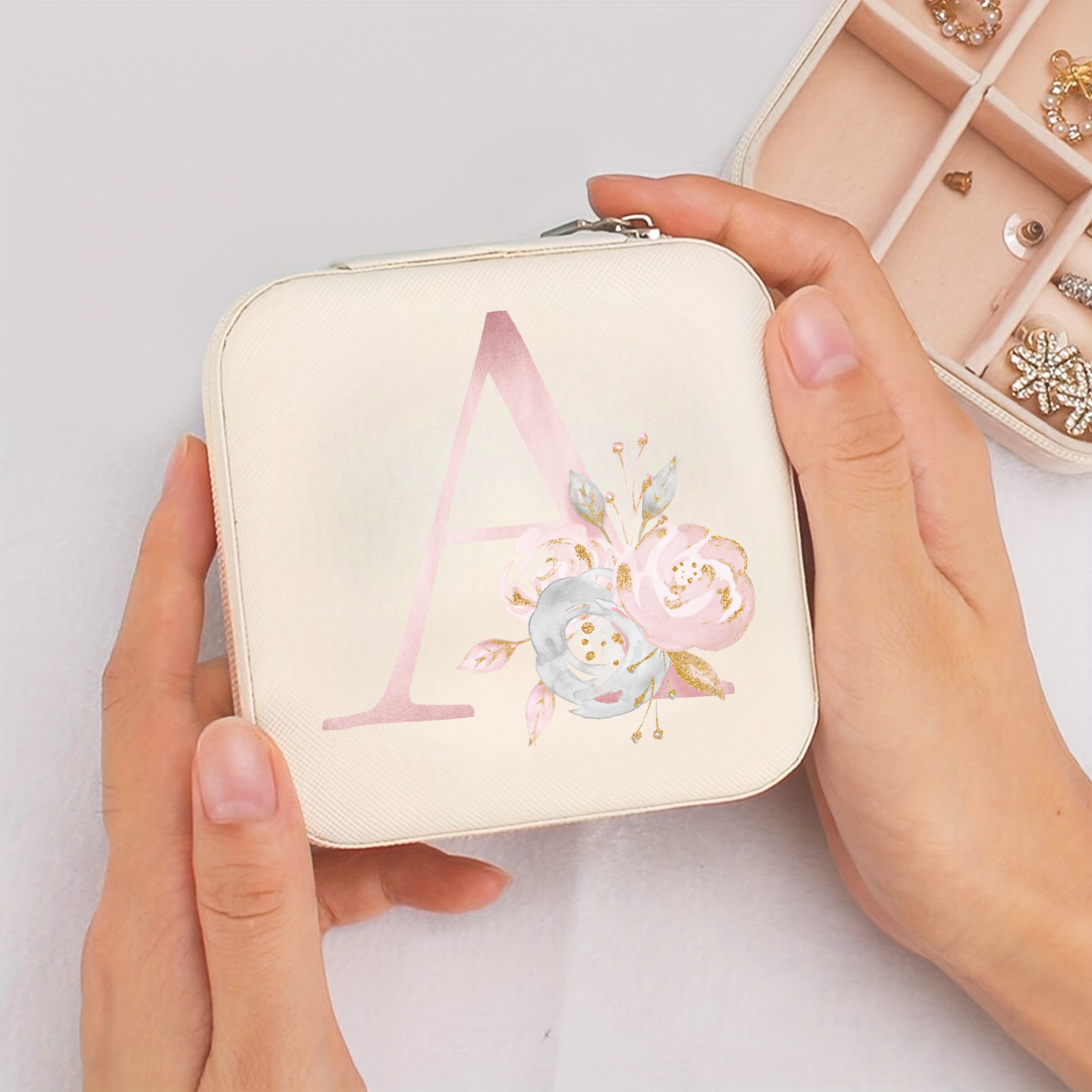 A-Z Alphabet Print Beige Trave - огляд і ціна Event Z