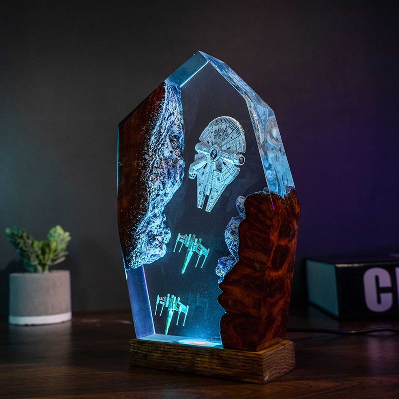 Table Resin Lamp Universe War  - огляд і ціна Eve Party