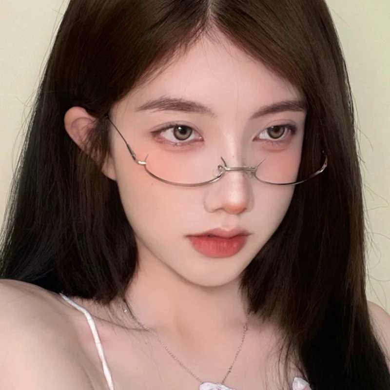 Y2K Vintage Glasses Metal Fram - огляд і ціна Photo Booth Frame