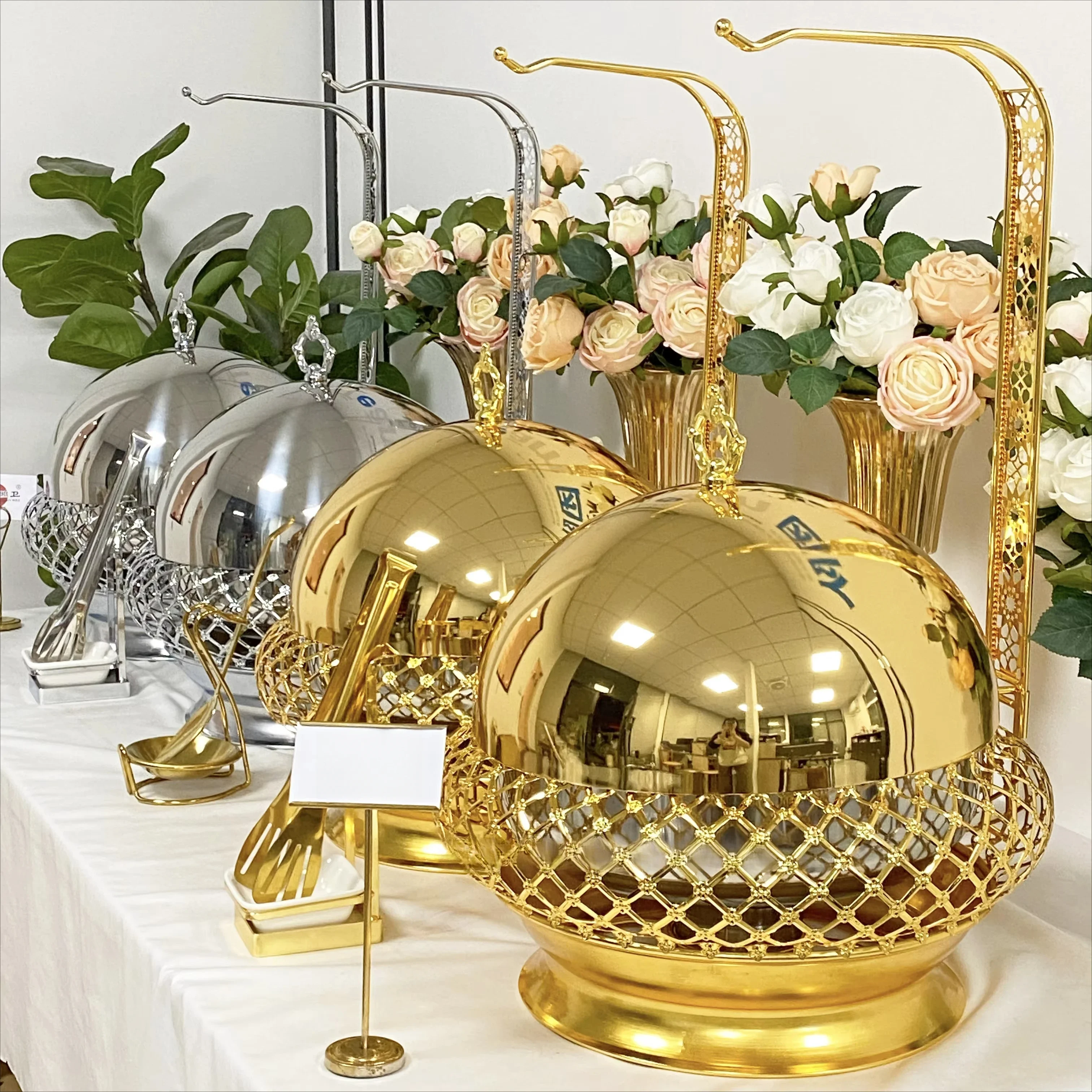 Gold Seller Wedding party  sup - огляд і ціна Event Suppliers